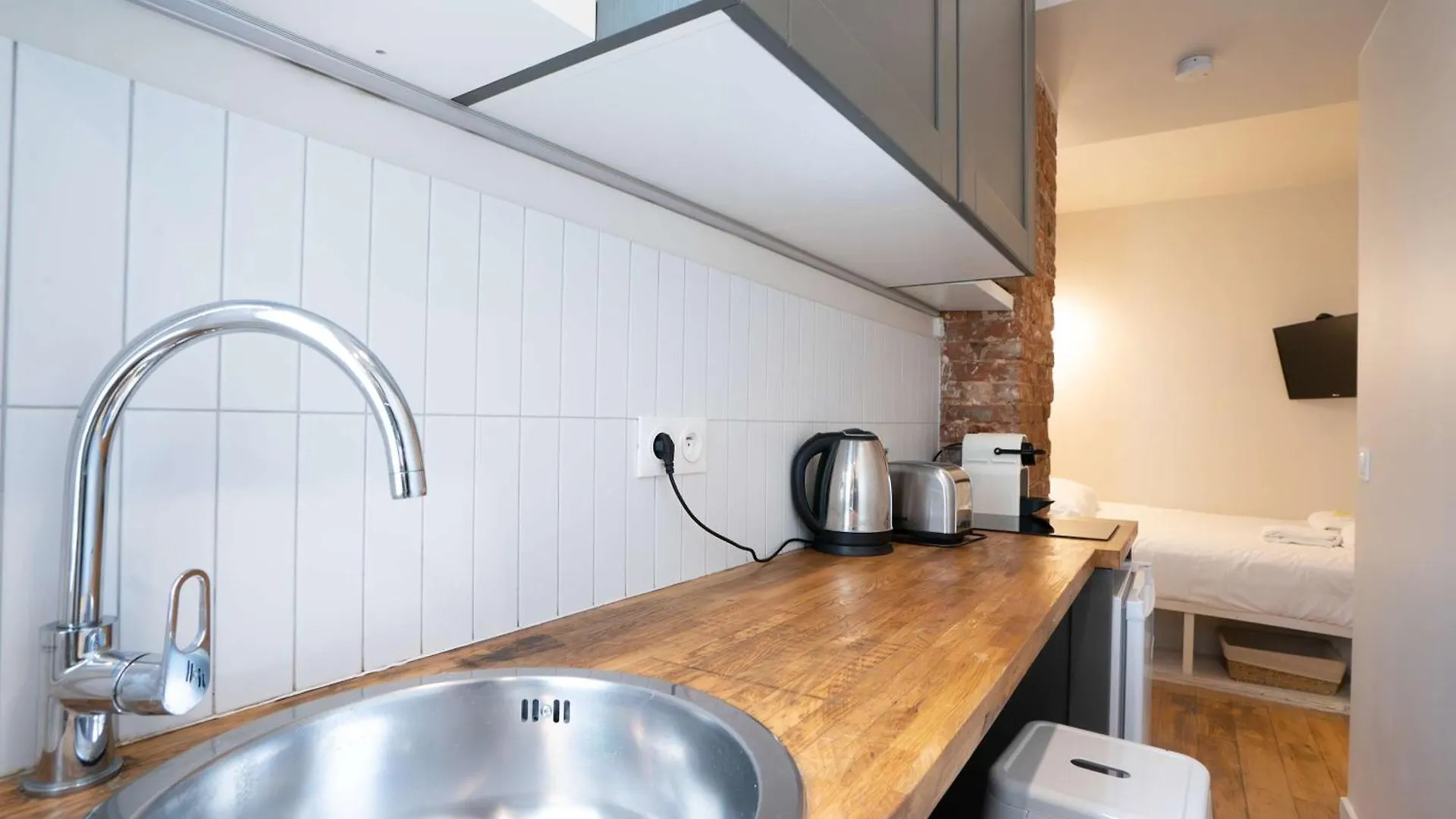 Studio Cosy Love Room - Paris 18 -2P - Flat-Guest 0*,  France